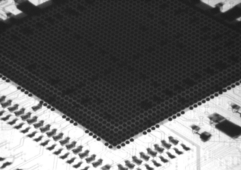 X-ray imaging for checking the assembly quality